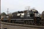 NS 3080 & 916 head back to Glenwood Yard on the 11pm job